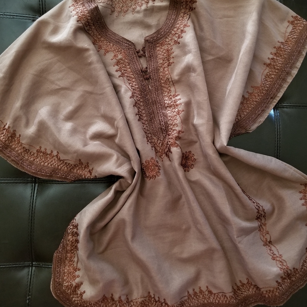 ❗Vintage Hand Embroidered Brown Mocha Linen Blouse Medium❗